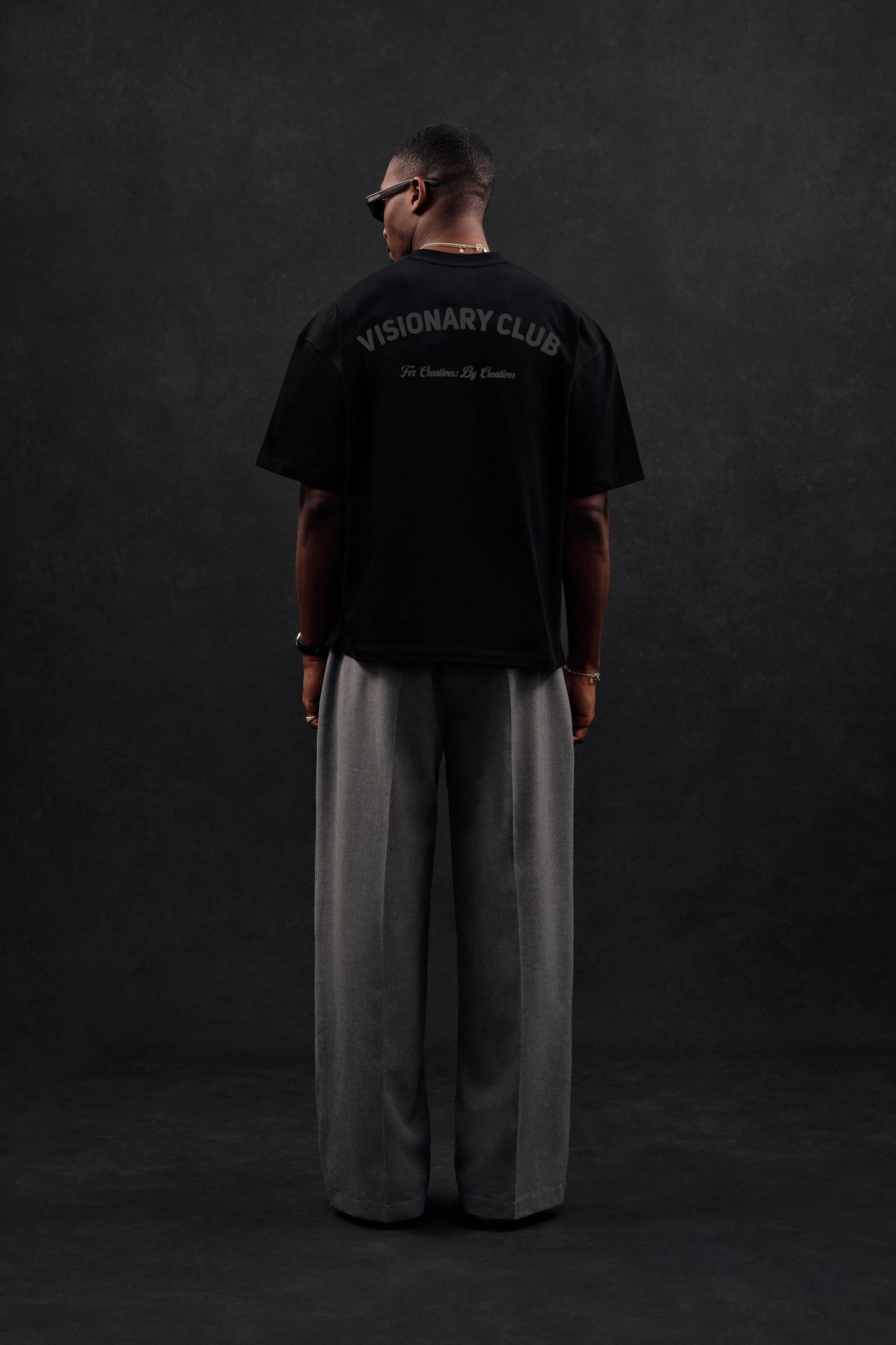 Visionary Club Tee – "Live Without Limits"